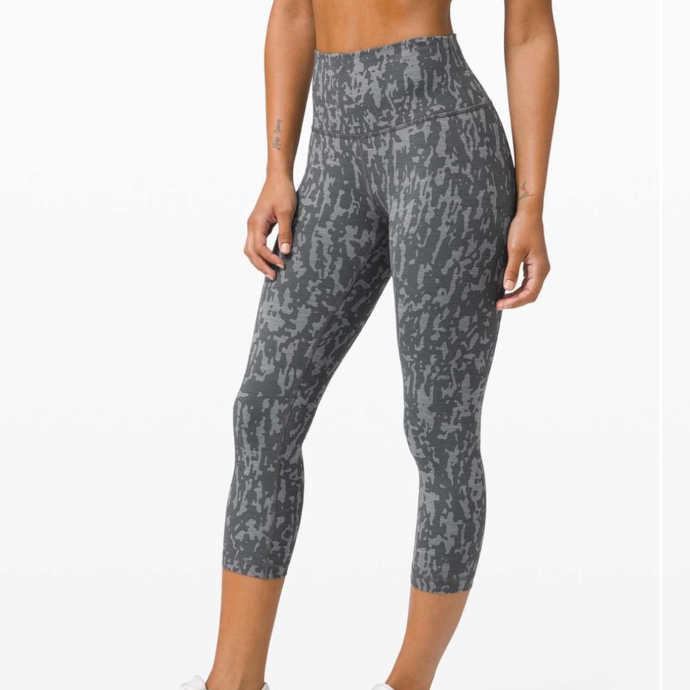 Lululemon Wunder Train High-Rise Crop 21"